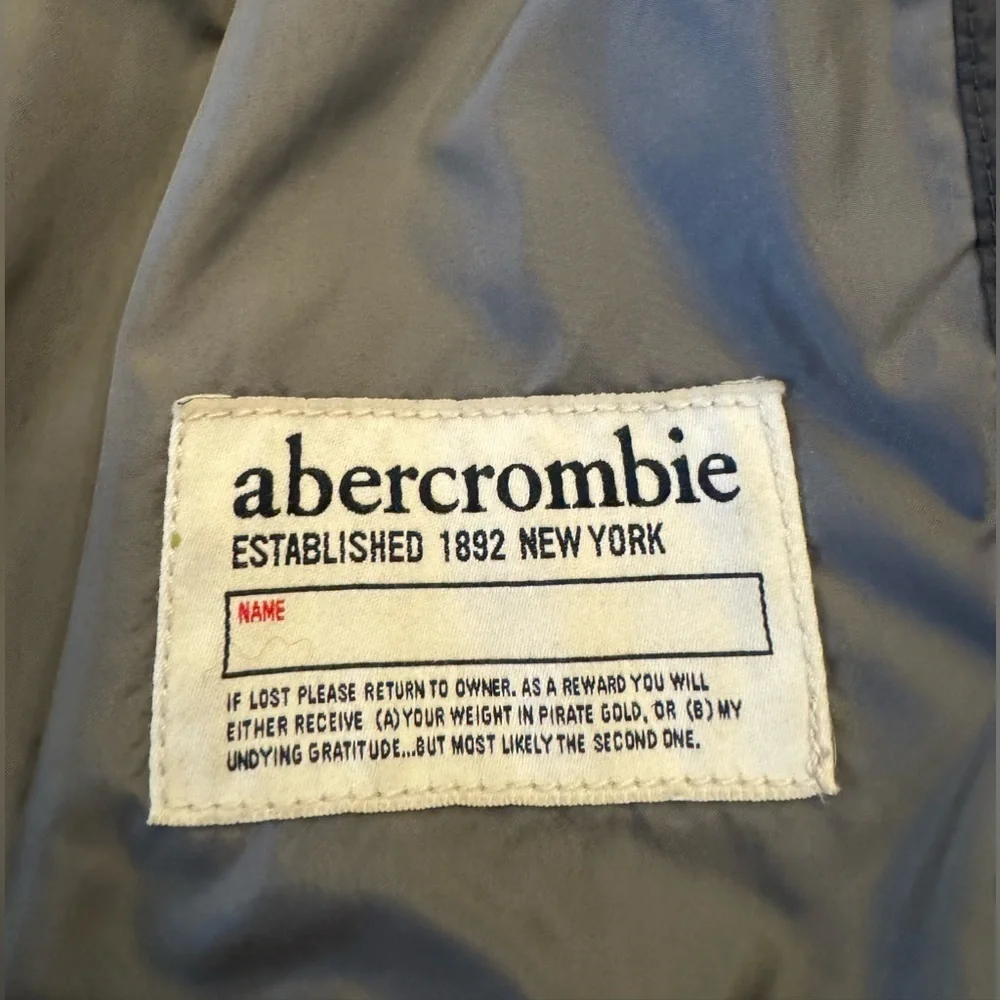 EUC! Abercrombie Kids Puffer Vest, sz 15/16
